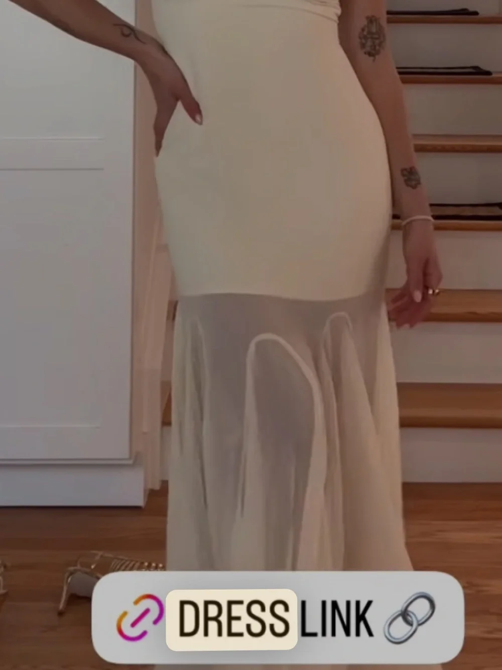 Abercrombie & Fitch Cream V-Neck Sleeveless Dress - Size small petite
